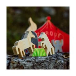 Le Cirque En Bois Du Queyras -Jeujouethique Boutique cirque en bois jouets du queyras